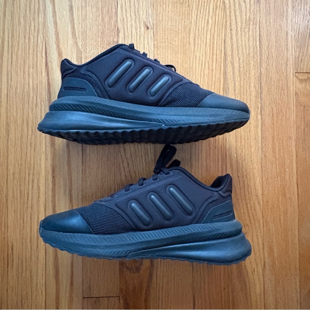 Adidas Boys Sneakers Black Size 7 Mesh